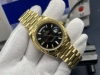 Vr Factory2025墙裂推荐 匠心之作 V3升级版 市场最高版本 劳力士Rolex星期日志型40Mm，精彩细节： 1 表盘设有18Ct金，镶钻石，6及9