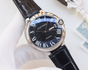 白壳 ，金壳 品牌：卡地亚-Cartier 类型：男士腕表 壳套：顶级版316精钢L 表带：进口小牛皮表带 机芯：全自动进口机械机芯 镜面：矿物质防刮镜面玻璃