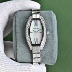 全面升级版到货，金银同价 卡地亚Cartier酒桶奢华腕表,引领风格,超越时代,设计与精湛的非凡工艺,倍受各界潮流高贵的青睐,该腕表采用手链以及腕表两种不同艺术