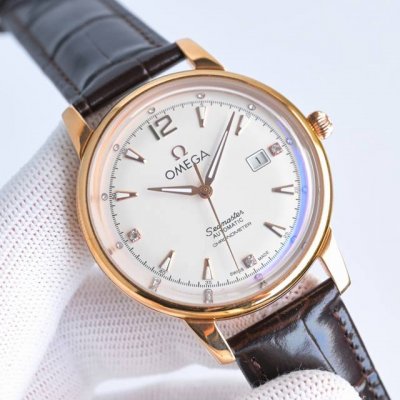 白 金 欧米茄 Omega 锅盖玻璃 9015 升级版高级自动腕表！ 1团队历时9个月精心设计，敢为人先，力求完美，突破多层技术瓶颈 2 市场独家最新锅盖玻璃材