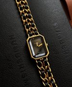 复古香奈儿方糖表机芯 表壳尺寸约 26.1×20Mm L 码侧重 15.5–16.5Cm 手围 复古方糖表 premièRe 原版 原装配备瑞士石英机芯 Ron