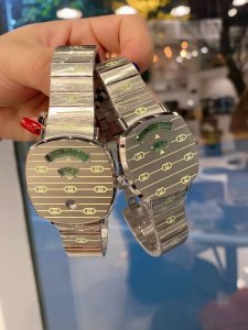 白 金 35Mm 38Mm 古驰-Gucci中性款 原单品质 Disney X Gucci Grip系列腕表 Disney X Guccidisney 精钢表壳