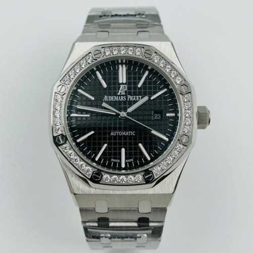audemars Guet 皇家橡树系列1 0型号 臻贵卓绝 睿智之作 腕美风范类型 进口全自动机械机芯 316L精钢表壳 耐磨蓝宝石玻璃镜面 316L精钢打造