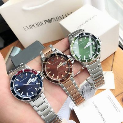 支持香港、美国直邮 正品正品！配联保卡全国联保！阿玛尼Diver系列-时尚复古，彰显酷雅商务型男呈现绅士魅力，搭配六针多功能计时表盘，精美鹰标设计，表盘直径43