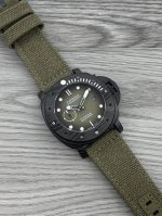 Sj出品 品牌：沛纳海--panerai pam01698 类型：男士顶级腕表 机芯：全自动机械机芯 表壳：316L精钢表壳 镜面：矿物强化玻璃 皮带：天然橡胶