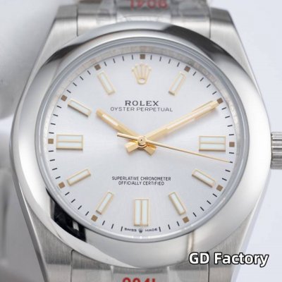蚝式恒动爆款 Gd品控，官方同步蚝式恒动41、31Mm独家回馈 表壳 316L精钢表壳，原装同步壳形、细节 非日志型同款壳 还原圈口弥度，表耳拉丝 与表链拉丝纹