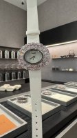 白 彩石跟玫瑰金490 伯爵-Piaget 全新高级珠宝系列，18K白金.玫瑰金，镶饰两圈马眼型切割美钻一圈22颗 约3.84克拉 －共44颗高级珠宝制作的一大