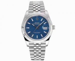 Rolex 劳力士41Mm日志系列 超级精品 火爆来袭！ 真正原装正品的！欢迎来对比！ 突破极限！整表的精彩细节如下: 1字面指针夜光采用瑞士夜光，跟原版一样，
