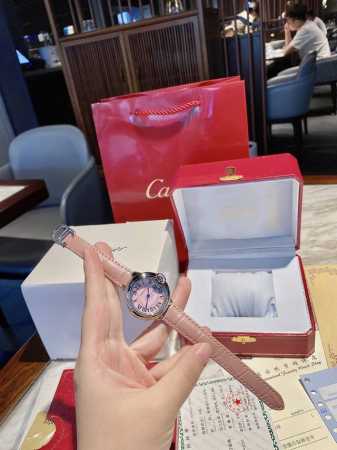 卡地亚33Mm蓝气球 石英机芯 台湾工厂再次推新 不断的升级修改 更一步的百分之九十九接近正品 女神们可以多一个选择，经典传承316精钢高品质必定精品 - 点击图像关闭