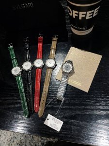 光圈 钻圈 ，钢带＋20 欧米茄 复古罗马 妥妥港风，媲美原单货的蝶飞系列女款，完美诠释了精雅与华美表壳采用316精钢，质感一流美得无与伦比原装进口石英机芯，质