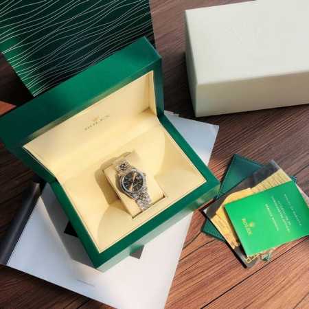 劳力士rolex女款蚝式日志型腕表！表壳直31毫米。采用904L不锈钢来锻造，具备高抗腐蚀性。搭配劳力士定制版2236蓝游丝全自动机械机芯性能极为稳定，抗震力强 - 点击图像关闭