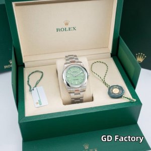 蚝式恒动爆款 Gd品控，官方同步蚝式恒动41、31Mm独家回馈 表壳 316L精钢表壳，原装同步壳形、细节 非日志型同款壳 还原圈口弥度，表耳拉丝 与表链拉丝纹