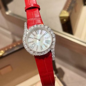 白 玫金 伯爵全新limelight Gala系列 该款接近原装 每颗钻都很大颗 很饱满 真正的珠宝镶 物美价廉 超越市场货 走颜值路线的伯爵女表 公然表示 伯
