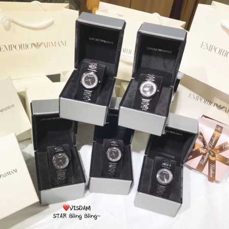 阿玛尼满天星酷黑色，敲好看滴超国际大牌，买一个送小姐姐，好贵大气，分分钟俘获小姐姐的芳心。 手表简洁大气的表盘镶嵌无数钻石就像漫天星辰光彩闪耀，气质优雅低调不失 - 点击图像关闭