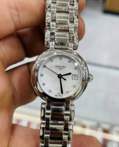 Ky新品推荐 浪琴心月 L8110.4.87.6，经典浪琴系列-休闲时尚女士石英腕表，26.5毫米的表盘搭配罗马刻度，轻易就可识别时间，淬火烤蓝指针的设计为这款