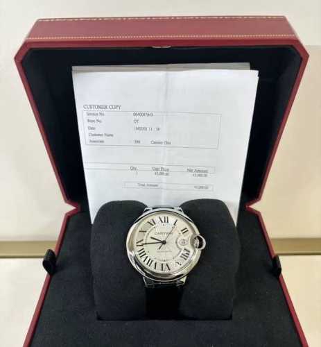 卡地亚蓝气球 Cartier Ballonbleu原版开模 顶级 同步类型：顶奢级男士自动机械腕表镜面：镀膜镜面指针：时，分，秒表面：扭索纹银白字面表壳：316