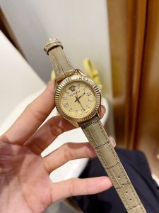 范思哲、新款、表盘34Mm～～