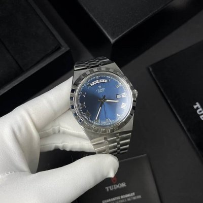 帝舵品鉴 皇家风范 新品上市，入手真香系列 强烈推荐西铁成机顶级做工天花板，专注质量，细节品控，兼具运动时尚与典雅奢华，灵活百搭，高性价比，全球代言人周杰伦同款