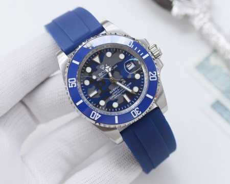 尊享价： 品牌：劳力士-Rolex 类型：男士腕表 壳套：顶级版316精钢l 表带：进口小牛皮表带 机芯：进口西铁城机芯 镜面：矿物质防刮镜面玻璃 尺寸：直径4 - 点击图像关闭