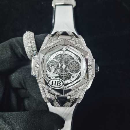 Hb 恒宝Hublot 宇舶 刺青二代V3版 计时机械款 剑锋 全新Big Bang Sang Bleu Ii 刺青腕表 再次与知名刺青工作室Sang Bleu - 点击图像关闭