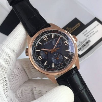twa出品 Jaeger-Lecoultre 积家 北宸系列 Geograic Wt地理学家世界时腕表采用蓝黑渐变色与全黑色表盘 腕表的凸缘显示全球24个时区