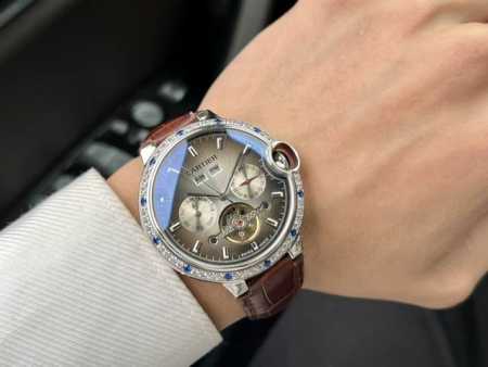 白 -金 钢带+30 卡地亚-Cartier 精品男士腕表 全新多功能设计 尊贵大气 绅士风范 卓越品质 热卖全城 采用全自动机械机芯 顶级316精钢表壳 进口 - 点击图像关闭