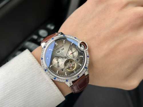 白 -金 钢带+30 卡地亚-Cartier 精品男士腕表 全新多功能设计 尊贵大气 绅士风范 卓越品质 热卖全城 采用全自动机械机芯 顶级316精钢表壳 进口