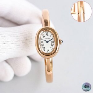 升级版，手环链接处市场唯一不漏缝隙。外观手环形态跟官方，市场唯一一家能做到跟官方一致。 新款浴缸手镯表，卡家经典之作浴缸系列。 Baignoire 全新“浴缸”