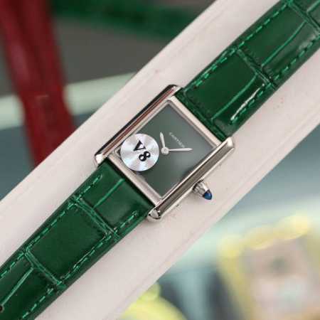 白壳 金壳 V8台湾厂出品卡地亚 Cartier-Tank腕表家族的代表作 采用全贵金属打造 壳形线条上更圆润和细腻 瑞士石英机芯 底盖八颗螺丝 三码合一 特殊 - 点击图像关闭
