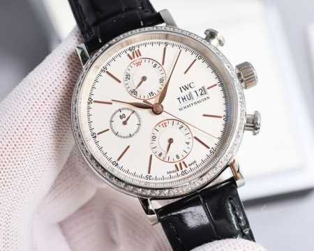 白 -金 。Tw倾情演绎 Iwc 万国 波涛菲诺计时腕表 Rb2 腕表尺寸42Mmx13.5Mm。完美同步正品，表壳以精钢材质打造，通过细致的抛光打磨之后呈现出 - 点击图像关闭