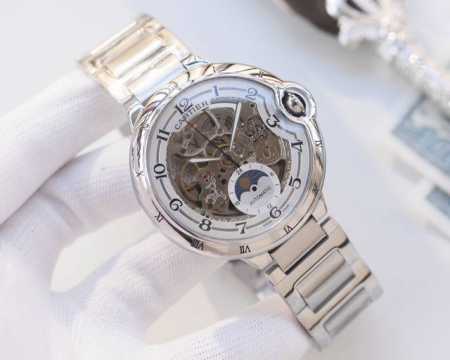 金白同价，皮 ，钢 品牌：卡地亚-Cartier 类型：男士腕表 壳套：顶级版316精钢L 表带：进口小牛皮表带 机芯：全自动进口机械机芯 镜面：矿物质防刮镜面 - 点击图像关闭
