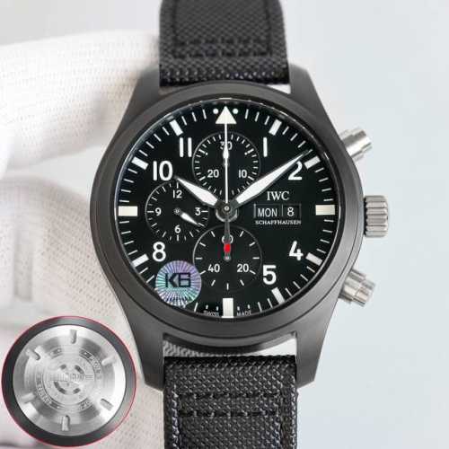 新品 Iwc新款喷火机战计时腕表震撼来袭！驰骋高空 分秒必“真” 必属精品！ 精细彩节 1.沿袭万国表传的统技艺，采用层双浅蓝色防眩晕镀膜。 2.经多过次调整，