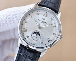 金 。 再次升级 2024百达翡丽patek Philippe男士腕表．腕表月相系列,秉持了百达翡丽的一贯传统，更唯美的结合了6字位日历与被表友热捧的日月星相，