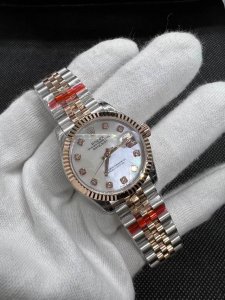 劳力士女日志31Mm间玫瑰金贝母面实拍，搭全自动机芯，可升级Eta瑞士原装机，五珠表带！