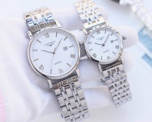 白壳 金壳 钢带20 品牌：浪琴-Longines 类型：情侣腕表 壳套：顶级版316精钢l 表带：进口小牛皮表带 316L精钢表带 机芯：进口石英机芯 镜面：