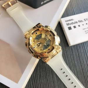 230-110系列G-Sho新款运动潮流手表，金属战甲炫酷登场，信仰坚韧为王。今次，G-Sho以Ga-110系列为原型，让经典进化重生，推出新金属表壳系列-11