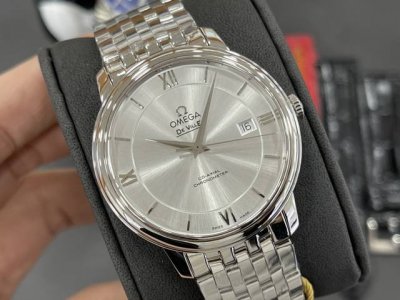 少量有。欧米茄碟飞 送原厂皮带To机芯 Wf出品