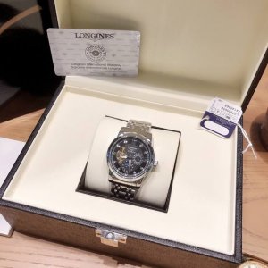 270品牌：浪琴陀飞轮系列，2表带：意大利小牛皮316L精钢表带，尺寸：表径42Mm，厚度11Mm，机芯：亚洲自动机械正品开模，超薄陀飞轮机芯，机芯带 24小时