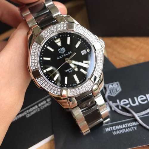 可以订做专柜查验码 批: 原盒:50 新款泰格豪雅女表，很赞！今夏最爆女装陶瓷表，新款硬货，独家首发！Original Tagheuer,泰格豪雅竞潜系列女士石