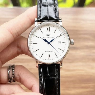 白 金 蓝宝双卜玻璃！壳套三件套的波涛菲诺 最新出炉 男人挚爱 大三针腕表Rl1 最新 ：万国最佳设计独家首发 系列 ：波涛菲诺男士系列 表带 ：真牛皮316钢