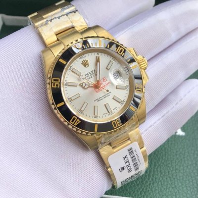 劳力士－Rolex 水鬼系列－男士机械腕表 进口日本西铁城机芯 316L精钢壳套陶瓷圈口 纯精钢表带 原装保险扣 蓝宝石玻璃 超强防水 直径40Mm 厚度13M