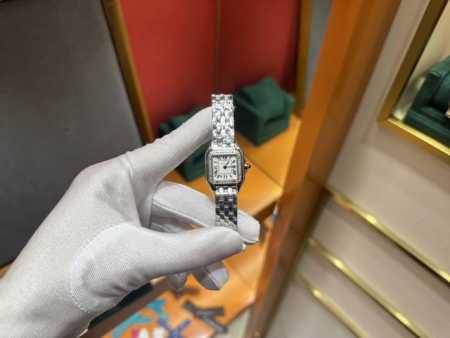 卡地亚猎豹 原装瑞士石英机芯 小号尺寸22Mm 316L精钢材质 - 点击图像关闭