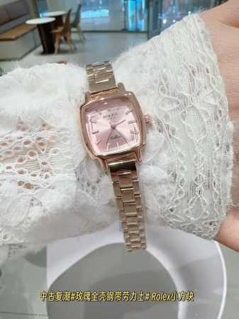 劳力士rolex #新品低调奢华女款古董表，小方表 石英机芯，合金材质与白金电镀，整体质感和气质都变了，精致感upup搭配小巧壳形，上手效果完美！尺寸28Mm - 点击图像关闭