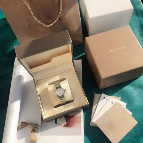 现货 宝格丽新款重磅来袭！ Lvcea系列，此款腕表依旧延续了宝格丽Lvcea系列的造型，表盘尺寸30Mm，与904L精钢材质打造的表壳，字体饱满立体感强，纹理