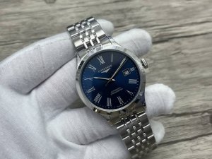 Longines 开创者系列经典腕表，完美定义优雅。优雅态度、真我个性。这是浪琴表的口号，亦是浪琴表的核心价值，该系列的腕表款式是经典设计和流利线条的完美化身，