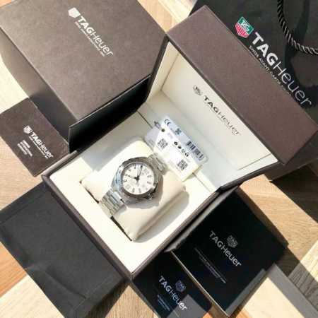 新款硬货，Original Tagheuer,泰格豪雅F1系列机械表，专柜15500。 ~43Mm表径，蓝宝石镜面，超强夜光指针，原装机芯，支持拆机验货，硬汉风 - 点击图像关闭