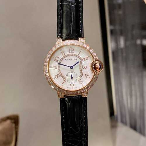 鳄鱼皮白壳 金壳 美洲鳄皮带 36Mm Ballon Blanc De Cariter女士腕表方钻系列 方钻是钻石众多切割形状之一 属于异形钻石 方钻的英文是p