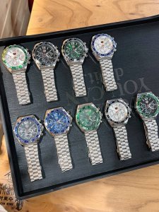 泰格豪雅 计时石英表，搭载原装机芯，蓝宝石防眩玻璃！316精钢蝴蝶扣表带，43Mm直径，硬汉风格，完美诠释男人品味。