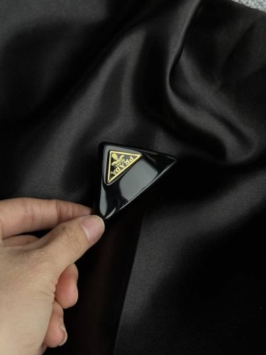 黑色款必须入手！相信我 实物比图片更加绝！ 戴它=时尚感开挂！