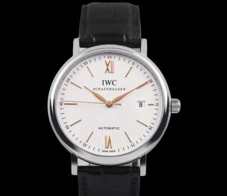 这个配色真的绝了 万国23140元 21年1月保卡二手有盒[非图示盒]万国Iw356517波涛菲诺系列自动机械男款 金针 表盘40毫米 参考公价52650 - 点击图像关闭